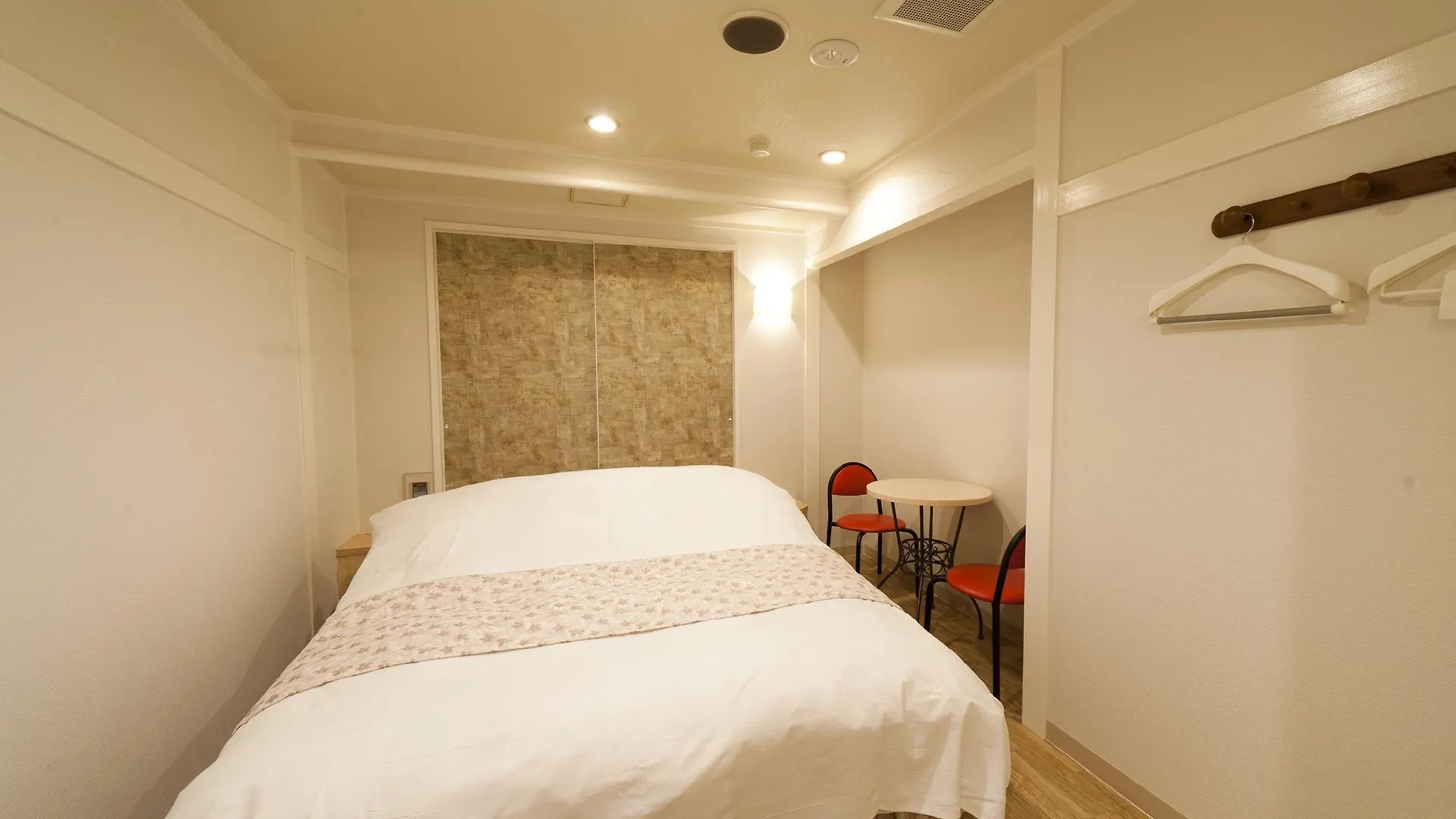 ファインアロマ 道頓堀【大人専用】 大阪市 3*,  日本
